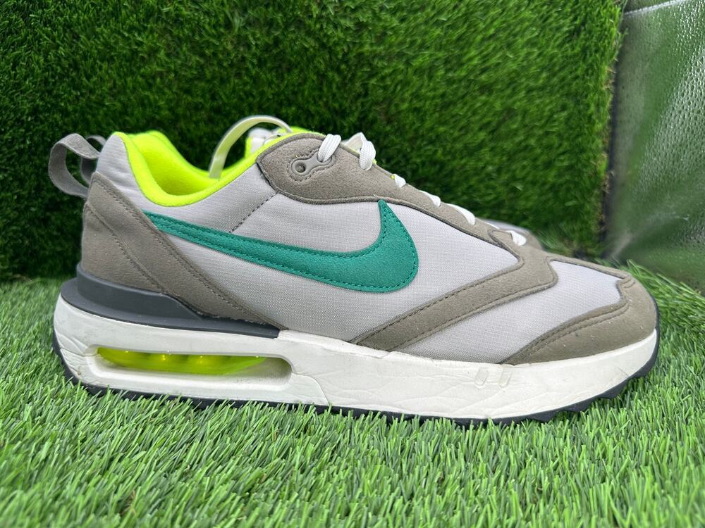 Nike Air Max Dawn DH4656-002 Athletic Sneaker Men's 10 Gray Leather Gym Running